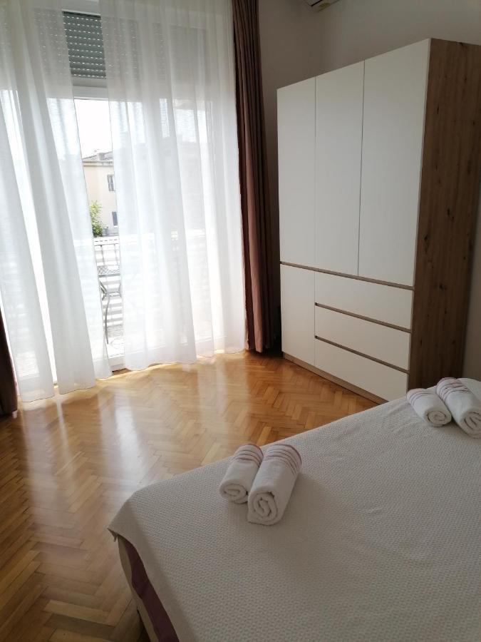 Galeb Apartment *